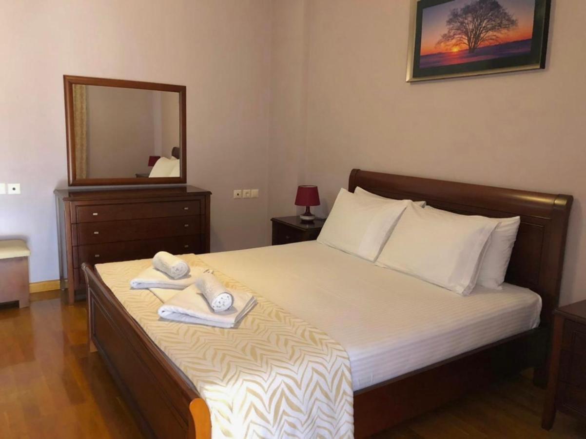 Erdeti Boutique Hotel Sarandë Buitenkant foto