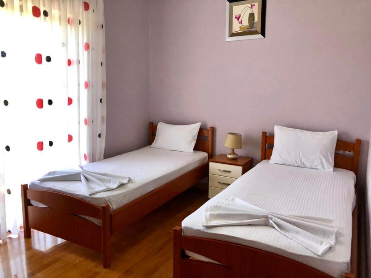 Erdeti Boutique Hotel Sarandë Buitenkant foto