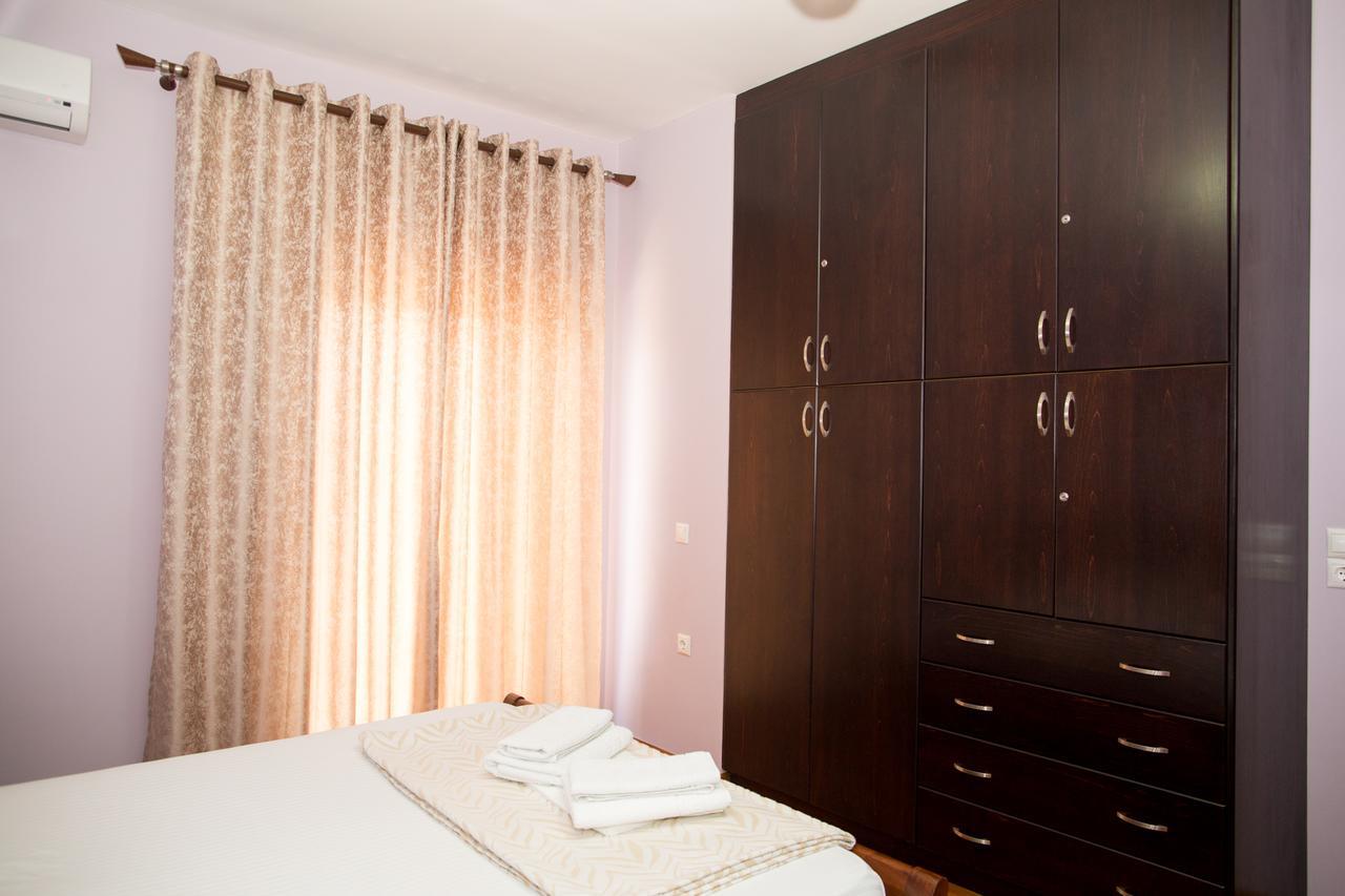 Erdeti Boutique Hotel Sarandë Buitenkant foto
